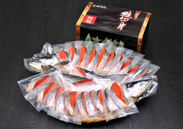 B095 低温熟成紅鮭　姿切り（甘口）