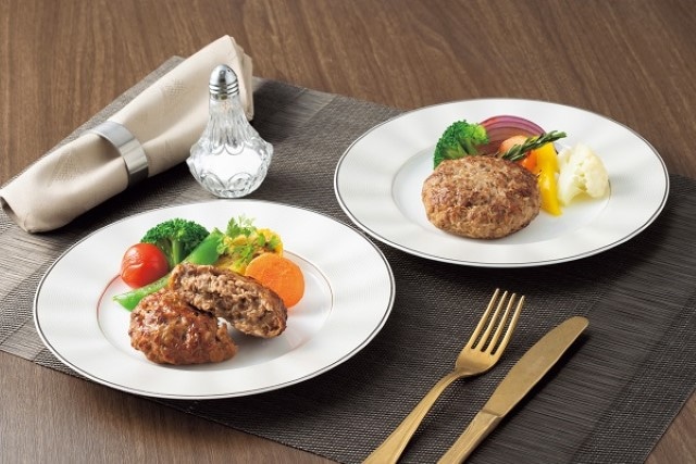 B408 神戸肉バル バルティロ 神戸牛入りハンバーグとサーロイン入りハンバーグセット