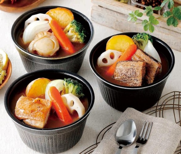 B479 GARAKU 彩り野菜のスープカレーセット