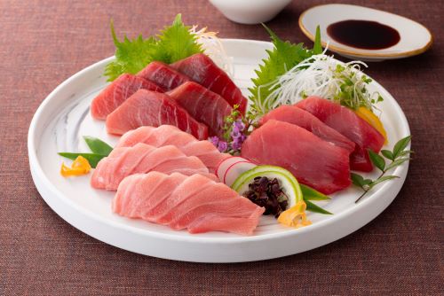 B738 大都魚類　極上お刺身用黒まぐろ柵セット