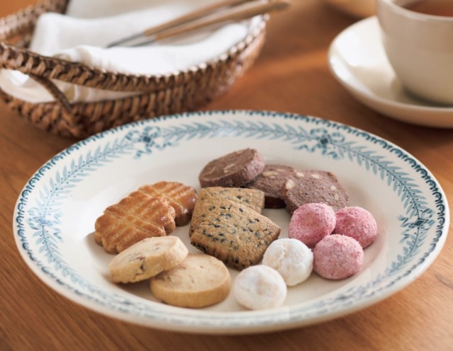 【東急百貨店の贈り物】 B814 ＜トシ・ヨロイヅカ＞サブレコレクション