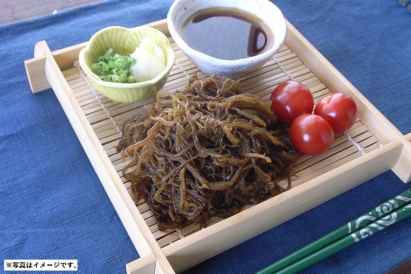 <お取り寄せ産直品>【新潟】 配送料込 D247 塩蔵もずくと雪藻麺セット(*)
