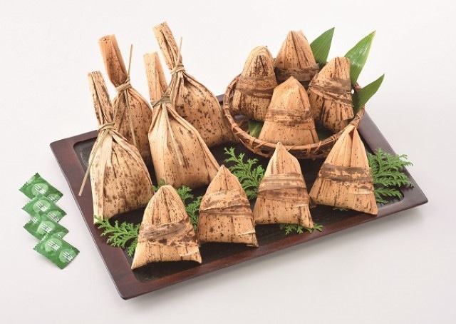 B193 赤鶏ちまき・黒豚角煮ちまきセット