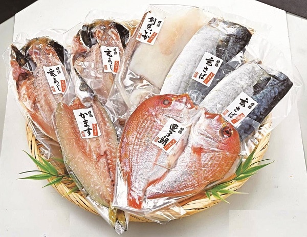 B127 玄あじ玄さばと旬魚の天日干し