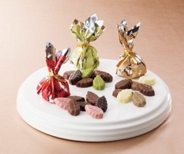 【東急百貨店の贈り物】B771 <モンロワール> リーフメモリーギフトボックス赤40個入
